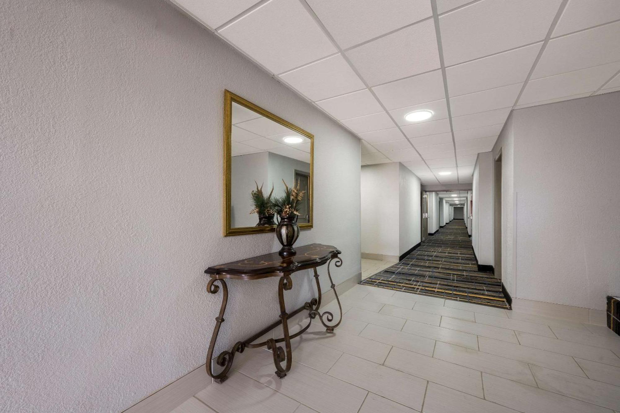 Quality Inn University Area Farmville Eksteriør bilde